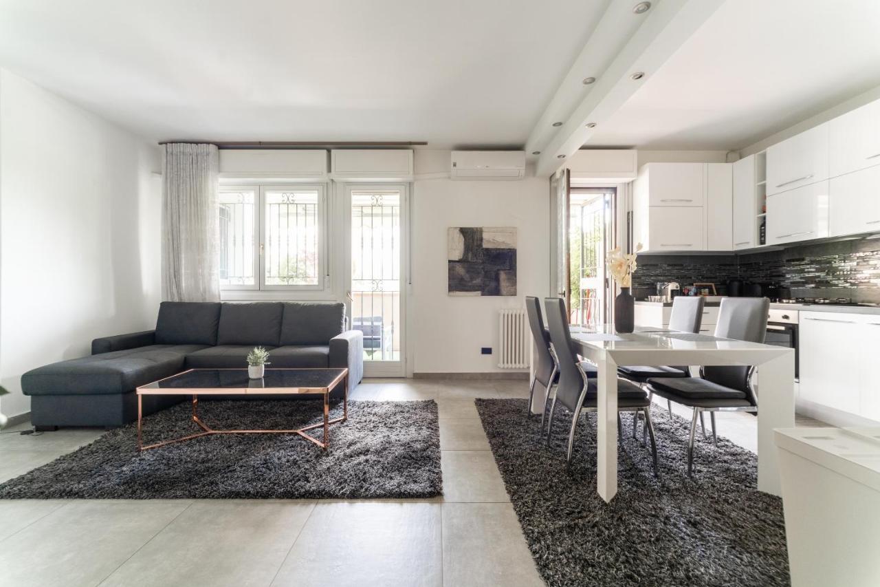 Oasis Luxury - A.C/Terrace/2Bedrooms Bergamo Exterior foto