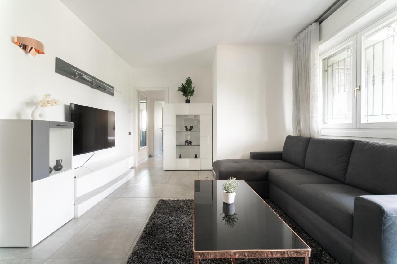 Oasis Luxury - A.C/Terrace/2Bedrooms Bergamo Exterior foto